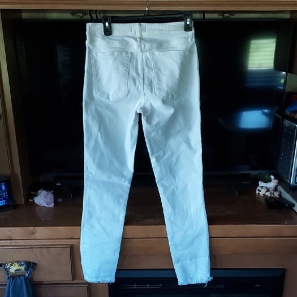 Abercrombie & Fitch White High Rise Jeans - Picture 3 of 4
